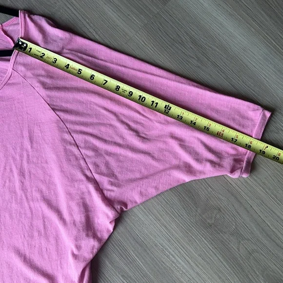 Victoria’s Secret PINK T-Shirt M/LG 
Batwing Sleeves Loose Fit Casual - Picture 9 of 11